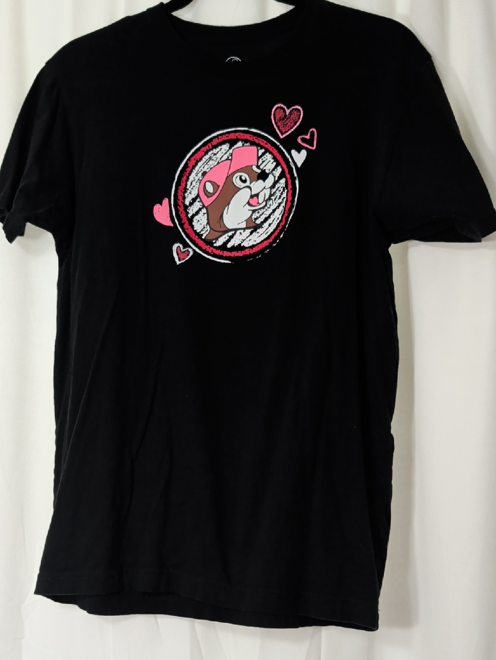 Black Buc-ees Valentines T-shirt